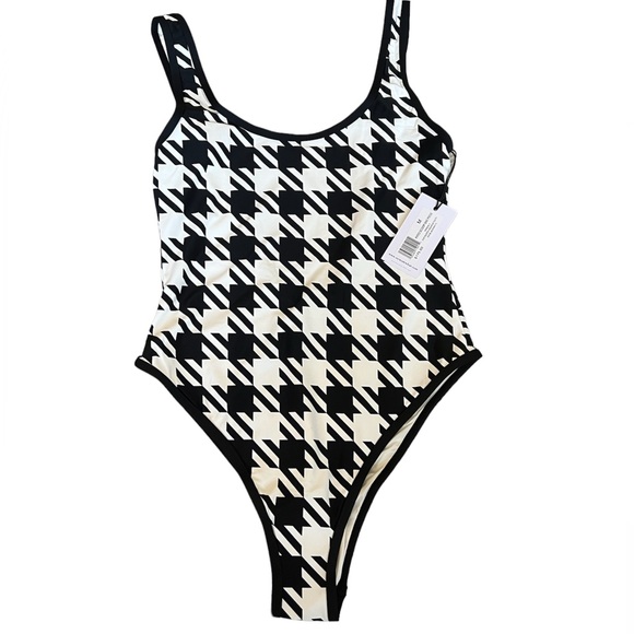 WeWoreWhat Piped Oversized Houndstooth Scoop One Piece - Size M - Picture 4 of 5